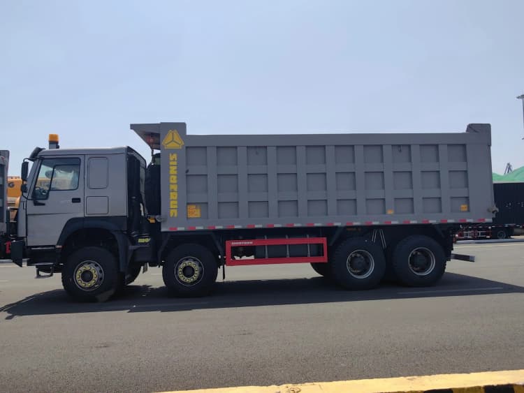 Reman Howo 8x4 400 Dump Truck 6 Reman Heavy Duty Truck Sinotruk Howo 400 8x4 for Sale Price