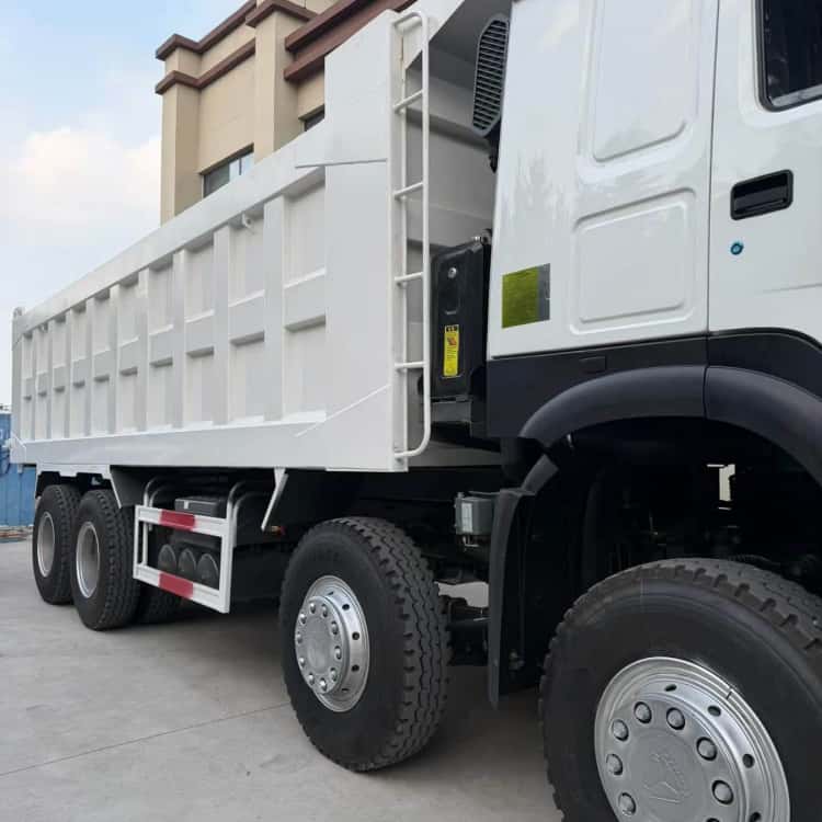 Reman Heavy Tipper Howo 8x4 Truck for Sale Price