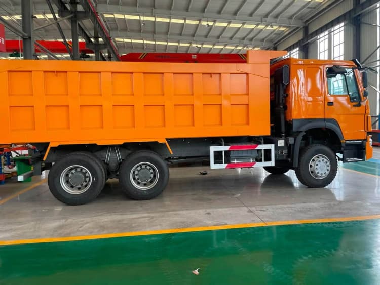 China Customized Reman Dump Trucks Howo 371 10 Wheel 