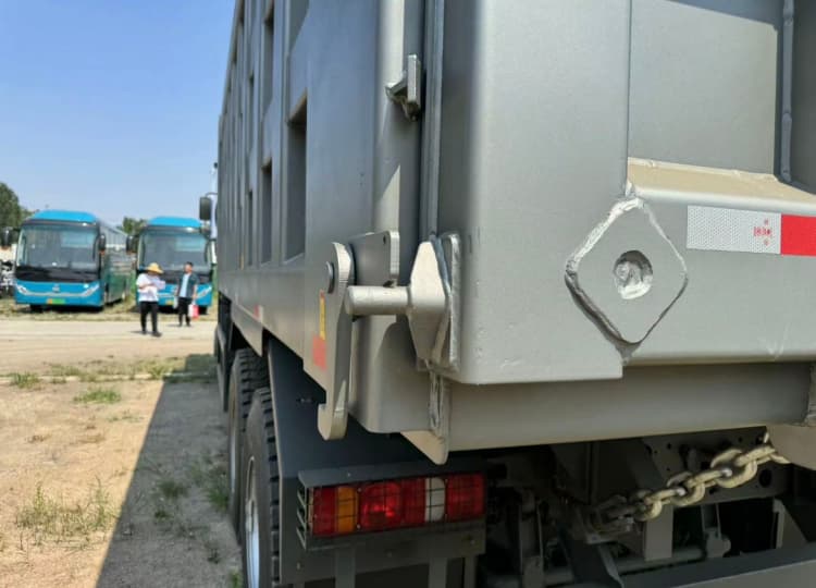 Reman Howo TX 12 Wheeler Tipper Truck 5 China Heavy Reman Trucks Sinotruk Howo TX 12 Wheeler Tipper for Sale