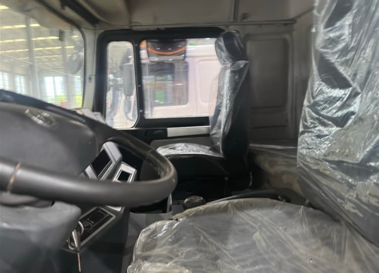 Reman SHACMAN F3000 380 6x4 Tipper Truck 7 China Reman Tipper 6x4 SHACMAN F3000 Truck Price