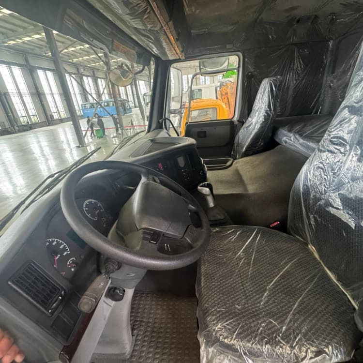 Reman Sinotruk Howo Dump Truck 12 Wheelers 7 Chinese Reman Heavy Trucks Howo Sinotruk 12 Wheelers for Sale