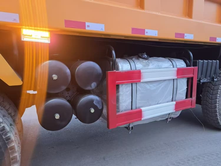 Reman SHACMAN F3000 Dump Truck 8x4 6 China Reman SHACMAN Dump Trucks F3000 8x4 Manufacturer
