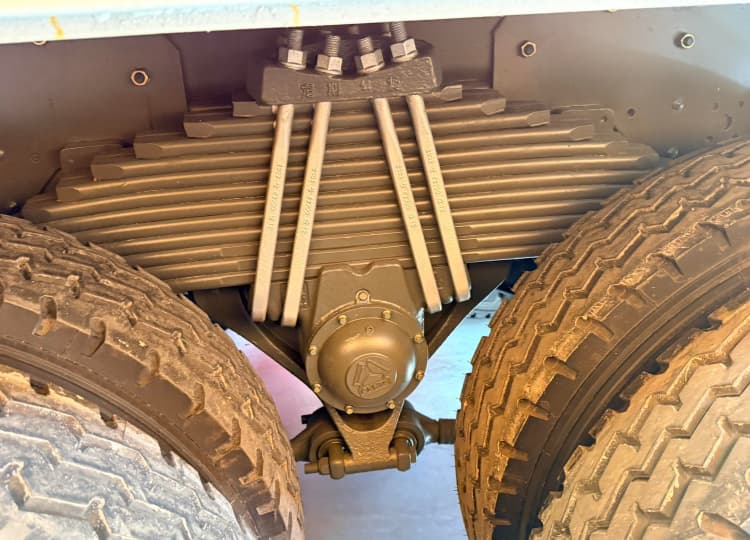 Chinese Reman Trucks Sinotruk Howo 380 6x4 Lorry for Sale 