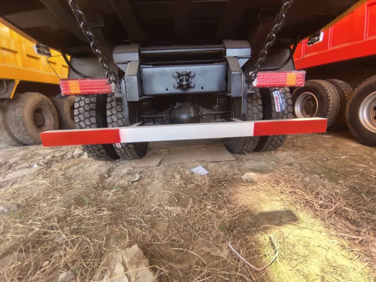 China Reman SHACMAN Dumper Truck F3000 8x4 for Sale Price