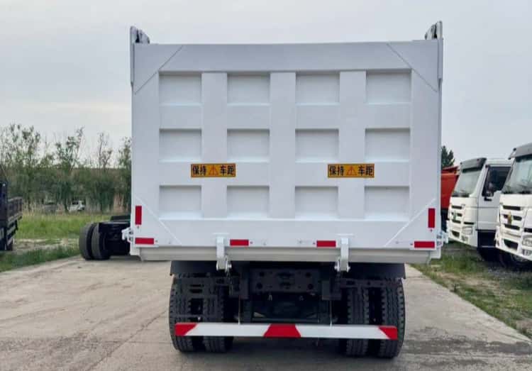 The Building Blocks of a Standardized Truck Remanufacturing Process 4 The Building Blocks of a Standardized Truck Remanufacturing Process