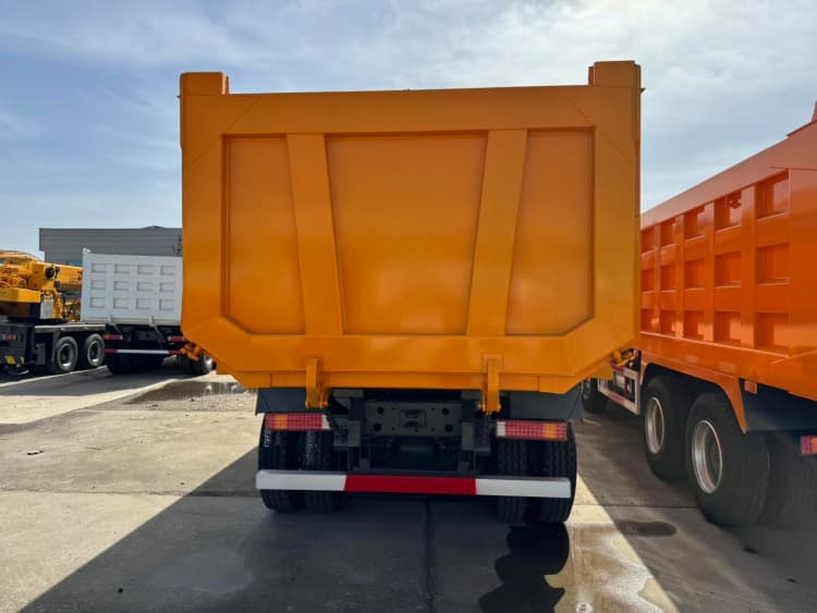 Reman Sinotruk Howo NX 8x4 Tipper Truck 8 Verified Reman Tipper Truck Sinotruk Howo NX 8x4