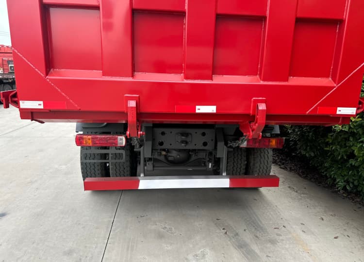 Common Misconceptions About Heavy Trucks Remanufacturing 2 Common Misconceptions About Heavy Trucks Remanufacturing