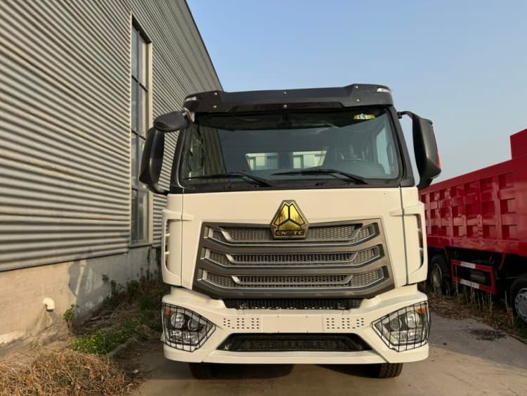 Reman Sinotruk Howo NX 8x4 Tipper Truck 7 China Reman Tipper Trucks Sinotruk Howo NX 8x4 Remanufacturers